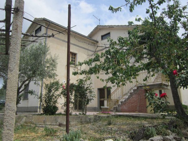 casale in vendita a Trivento