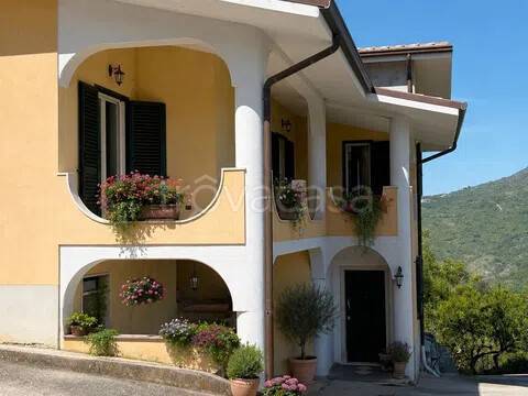 casa indipendente in vendita a Trivento