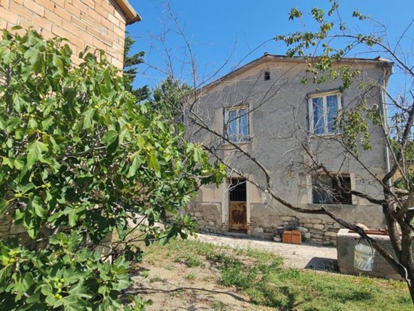 casa indipendente in vendita a Trivento