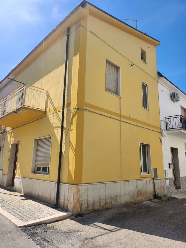 casa indipendente in vendita ad Ururi