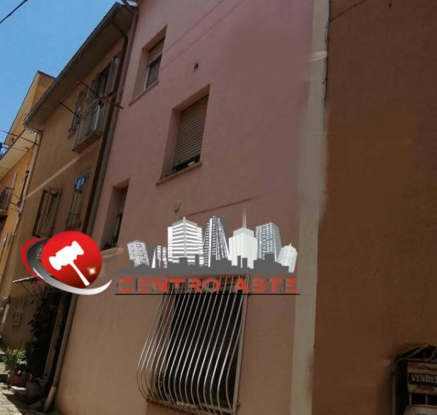 casa indipendente in vendita a Vinchiaturo