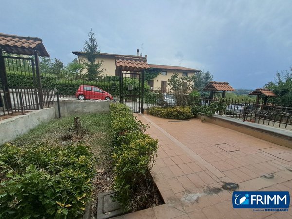 casa indipendente in vendita a Vinchiaturo