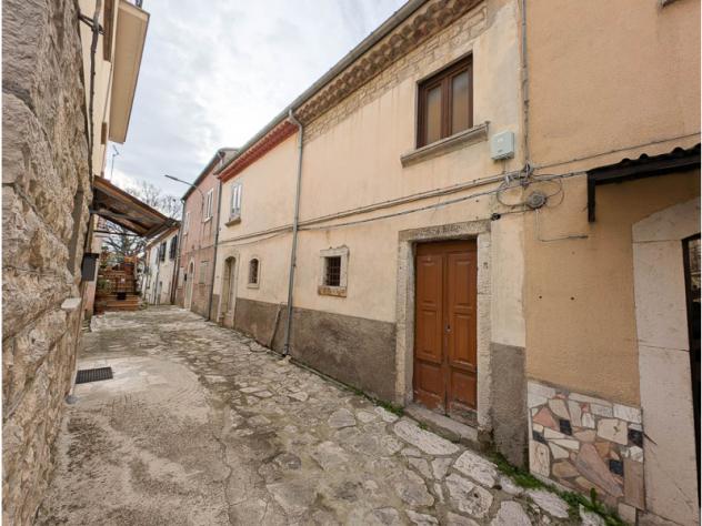 casa indipendente in vendita a Vinchiaturo