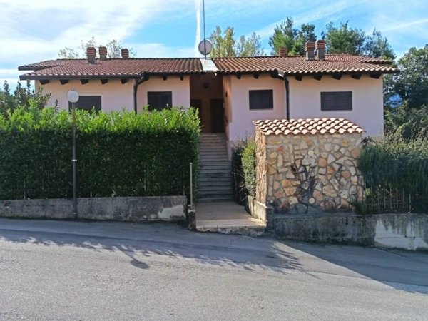 appartamento in vendita a Vinchiaturo