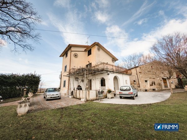 casa indipendente in vendita a Vinchiaturo