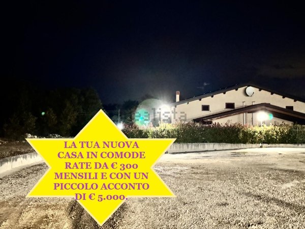 casa indipendente in vendita a Vinchiaturo