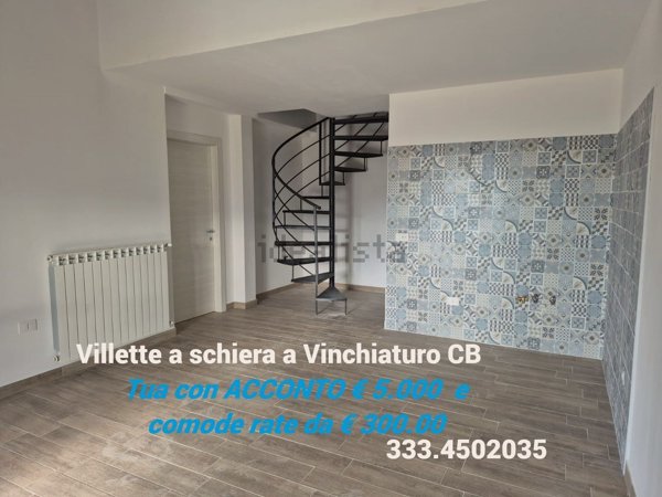casa indipendente in vendita a Vinchiaturo