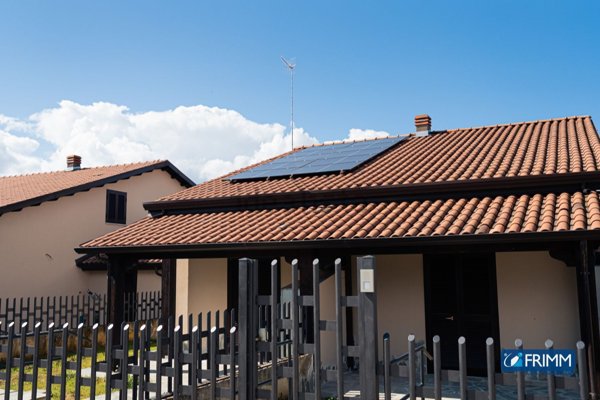 casa indipendente in vendita a Vinchiaturo