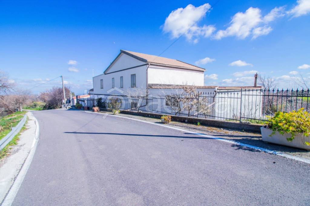 casa indipendente in vendita ad Alberona