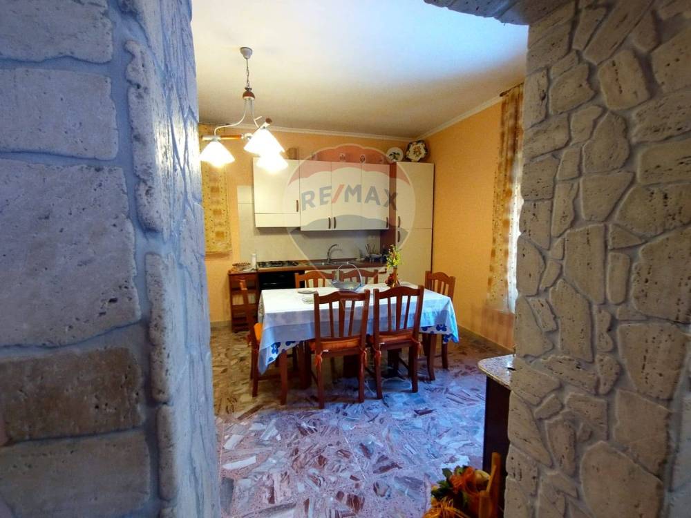 casa indipendente in vendita ad Anzano di Puglia