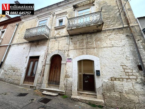 casa indipendente in vendita ad Apricena