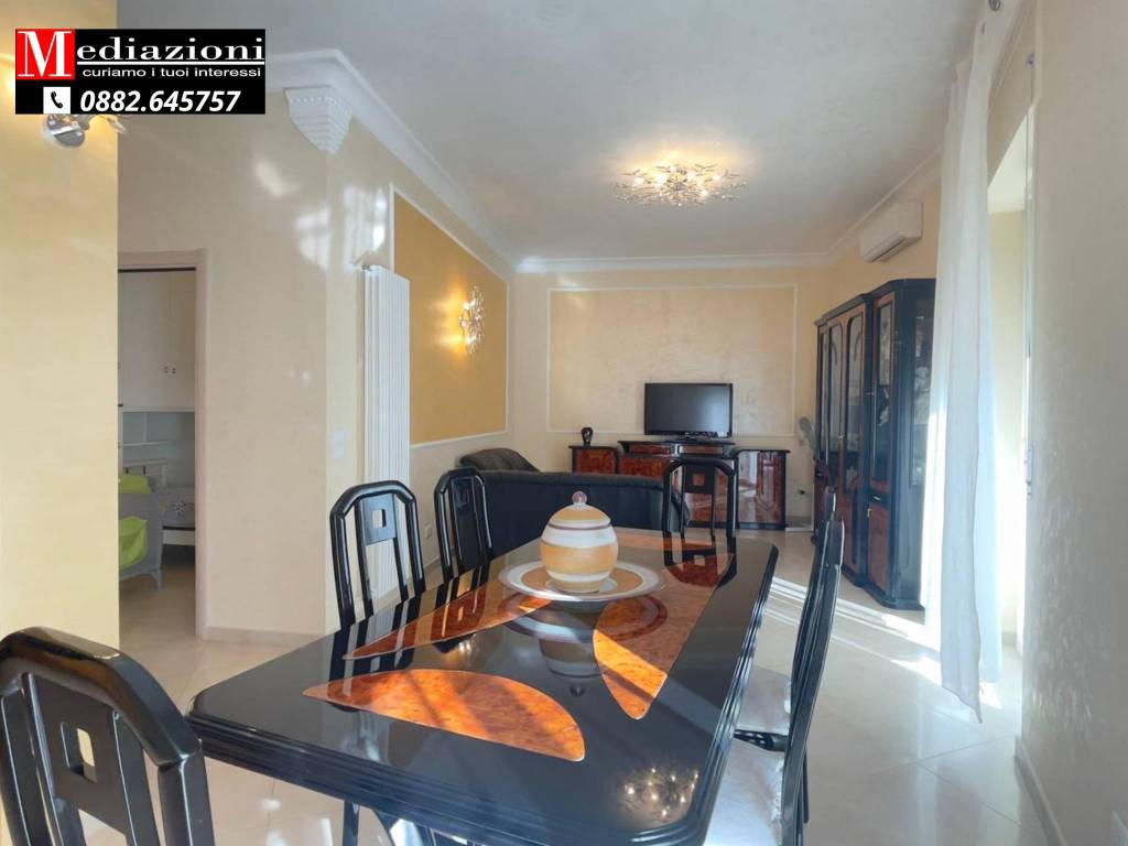 casa indipendente in vendita ad Apricena