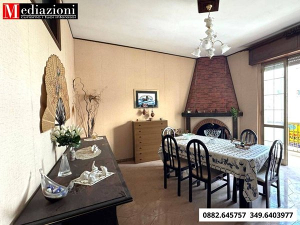 casa indipendente in vendita ad Apricena