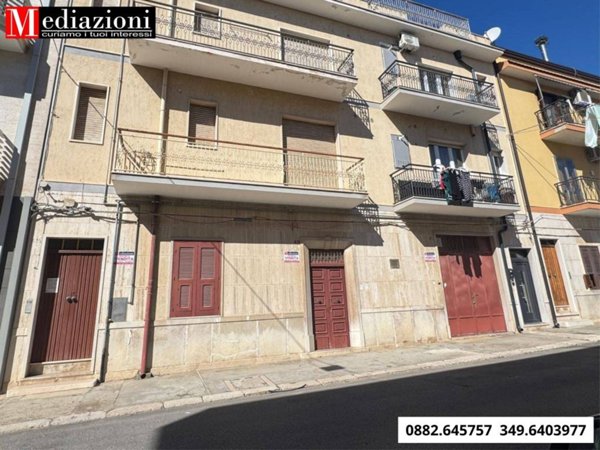 casa indipendente in vendita ad Apricena