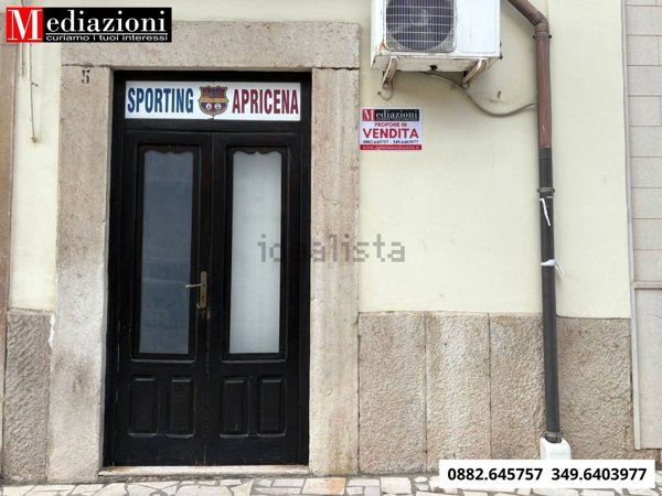 locale commerciale in vendita ad Apricena
