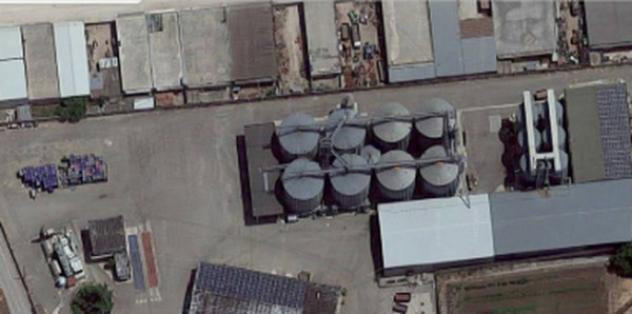 locale commerciale in vendita ad Apricena