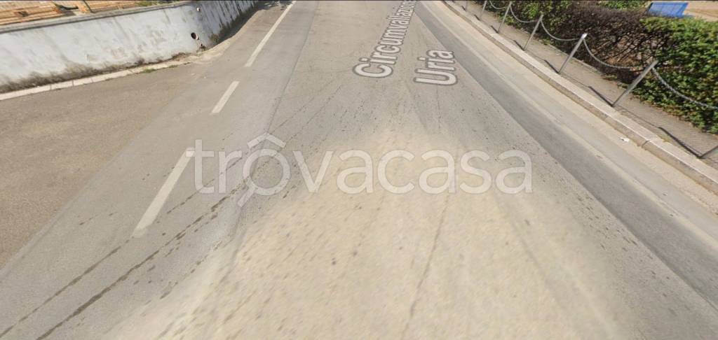 locale commerciale in vendita ad Apricena