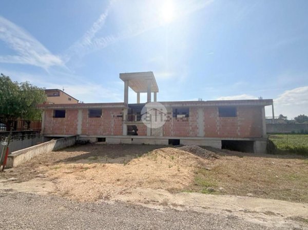 casa indipendente in vendita ad Apricena