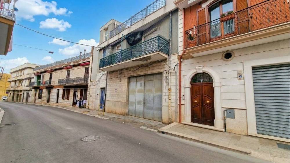 casa indipendente in vendita ad Apricena