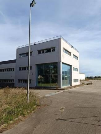 locale commerciale in vendita ad Ascoli Satriano