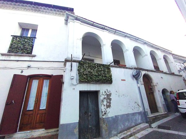 casa indipendente in vendita ad Ascoli Satriano