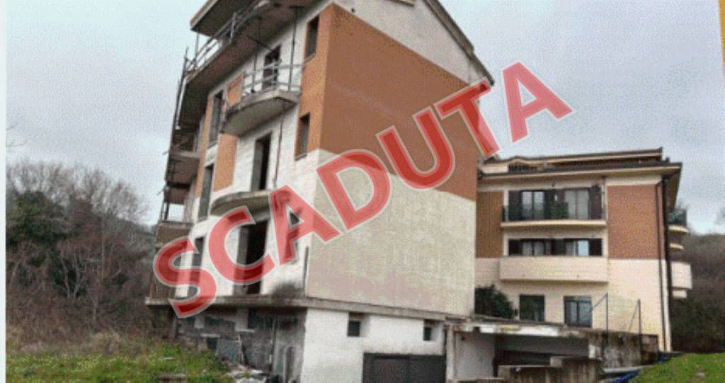 locale commerciale in vendita a Biccari