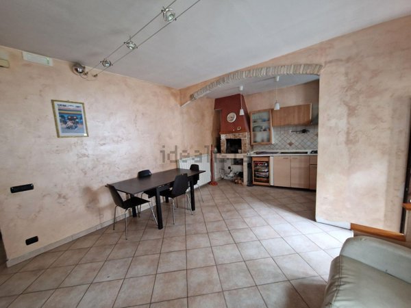 casa indipendente in vendita a Bovino