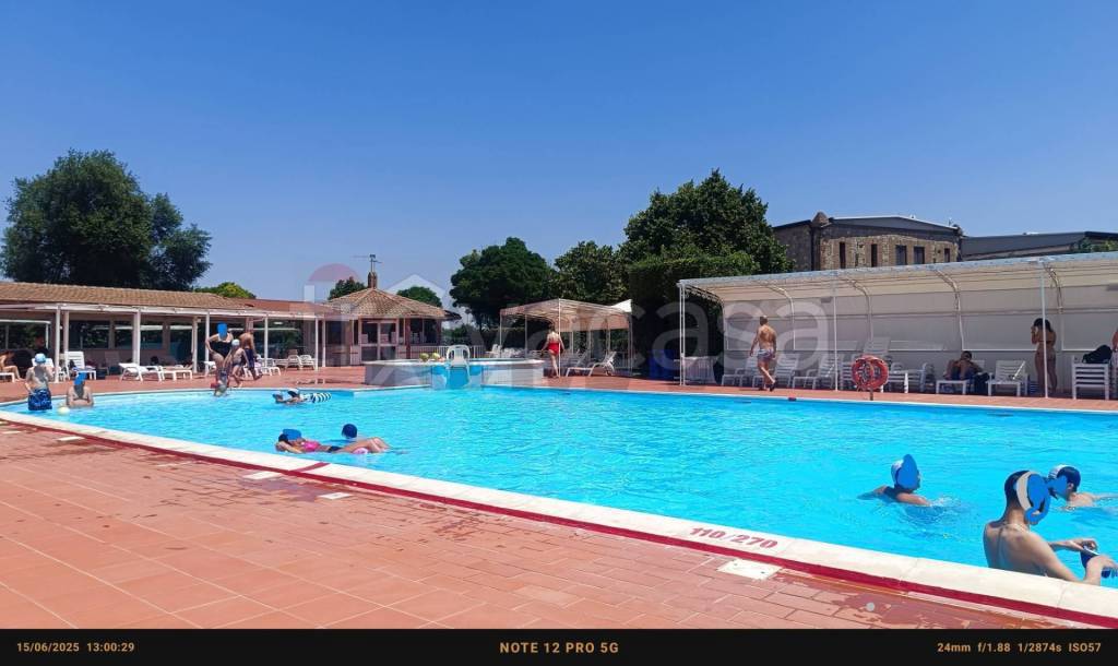 negozio in vendita a Bovino