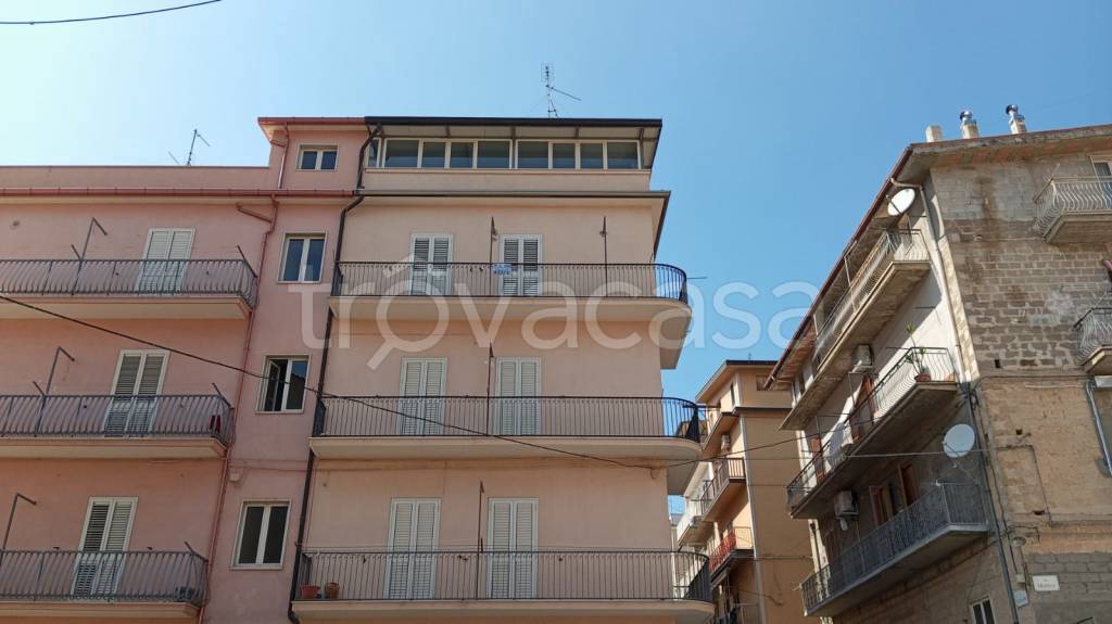 appartamento in vendita a Cagnano Varano