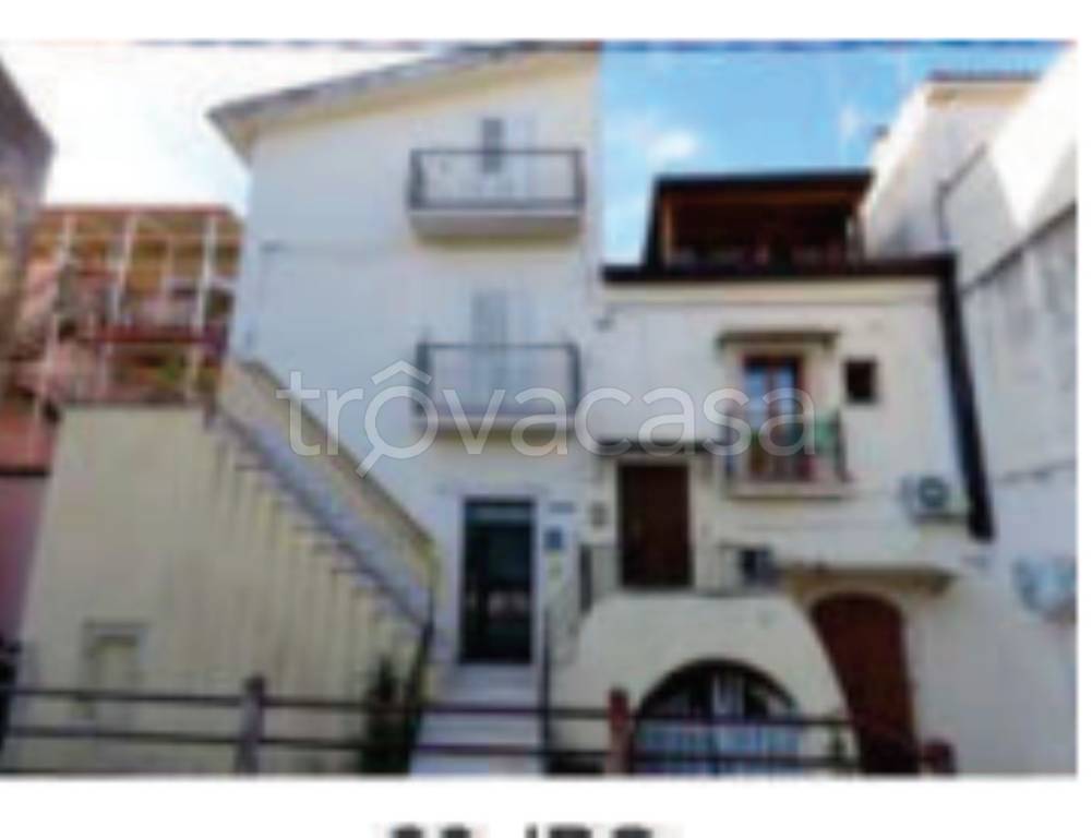 appartamento in vendita a Cagnano Varano