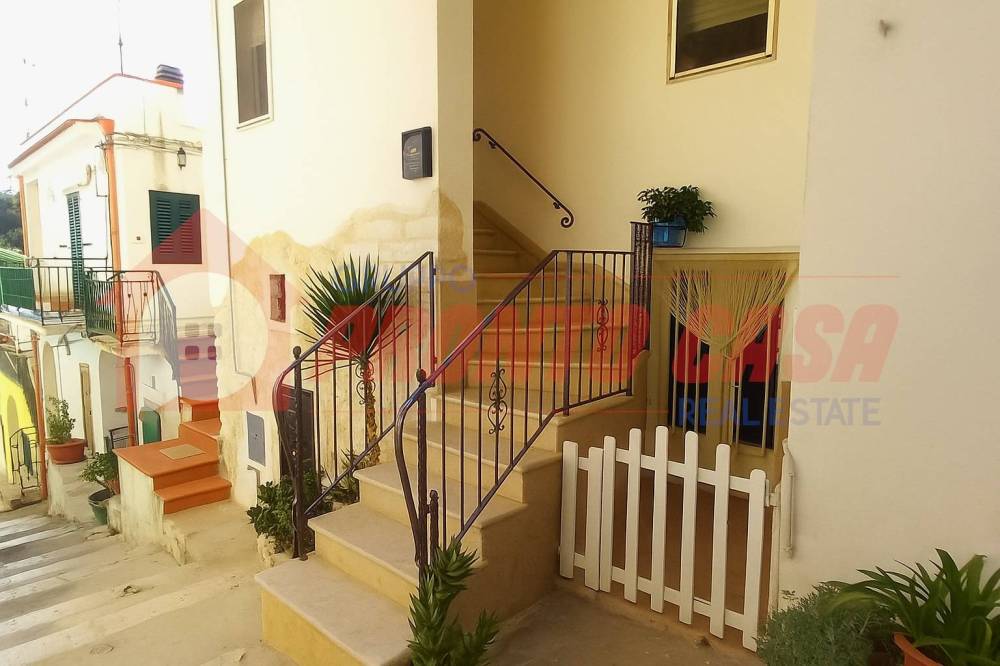 appartamento in vendita a Cagnano Varano