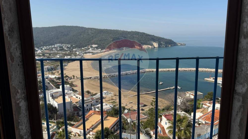 appartamento in vendita a Cagnano Varano