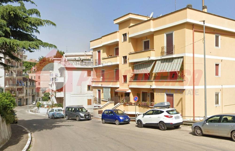 appartamento in vendita a Cagnano Varano