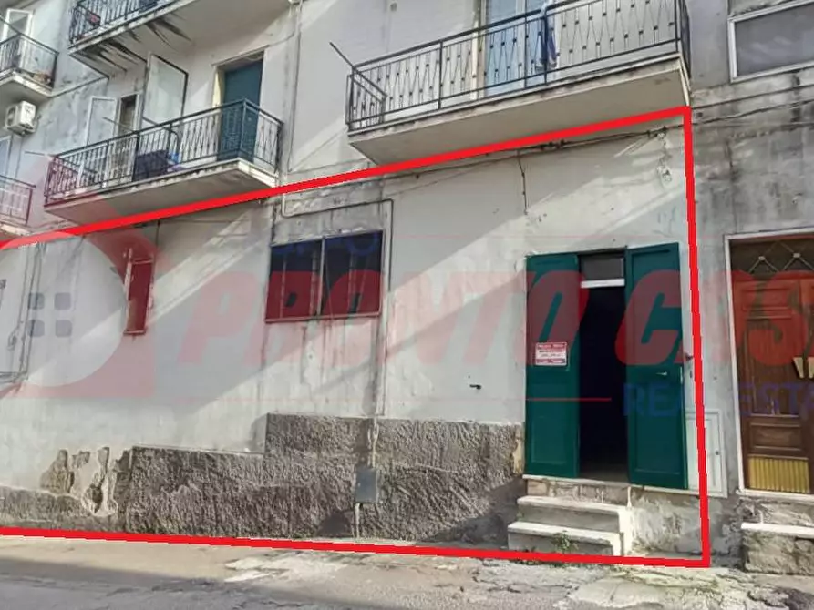 locale commerciale in vendita a Cagnano Varano