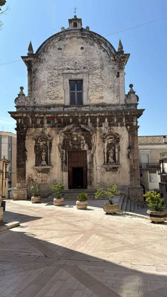 casa indipendente in vendita a Cagnano Varano