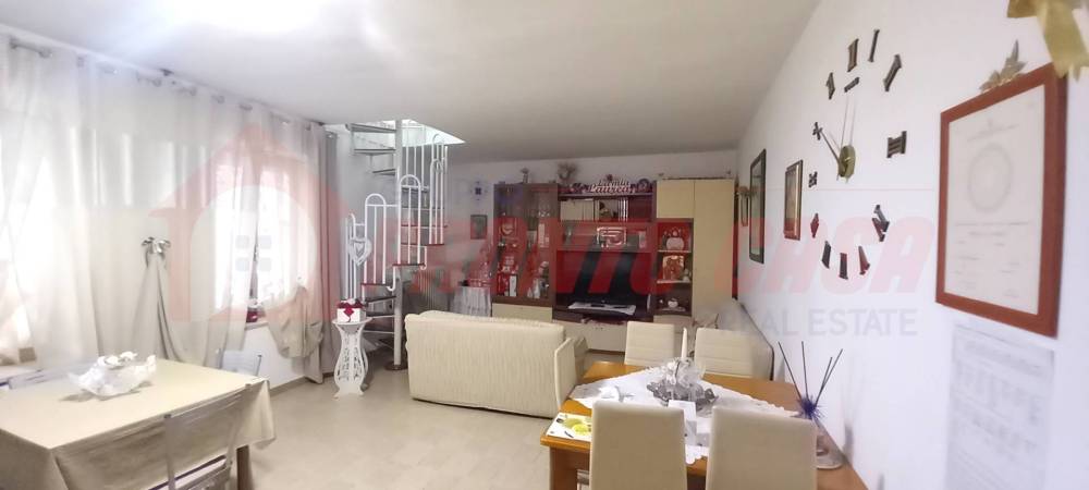 appartamento in vendita a Cagnano Varano