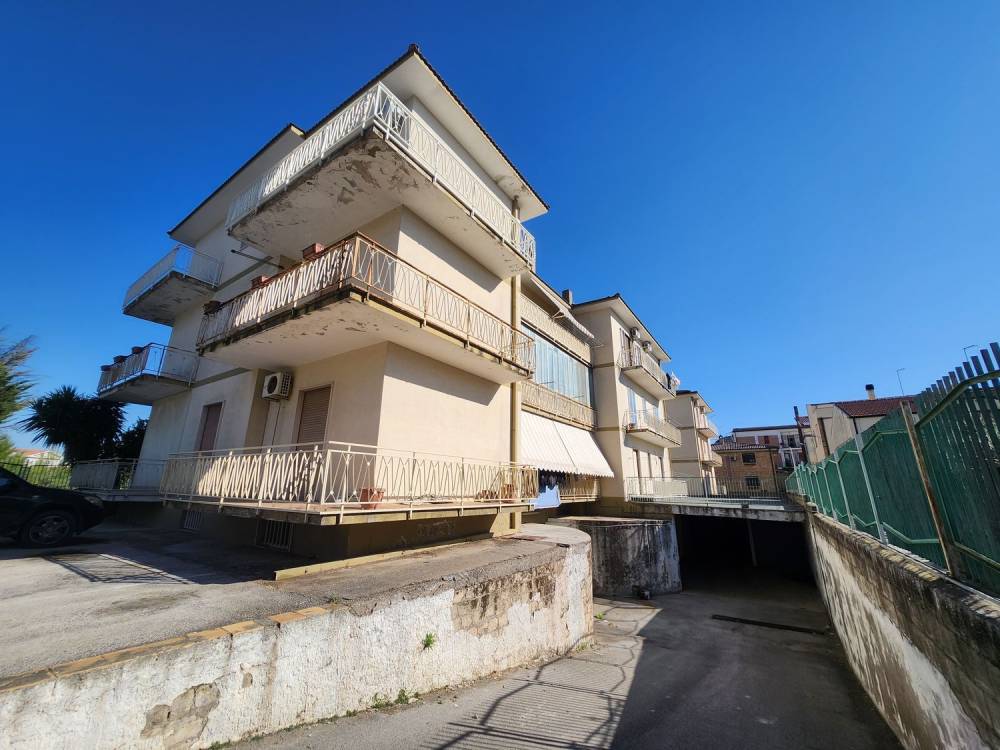 appartamento in vendita a Cagnano Varano