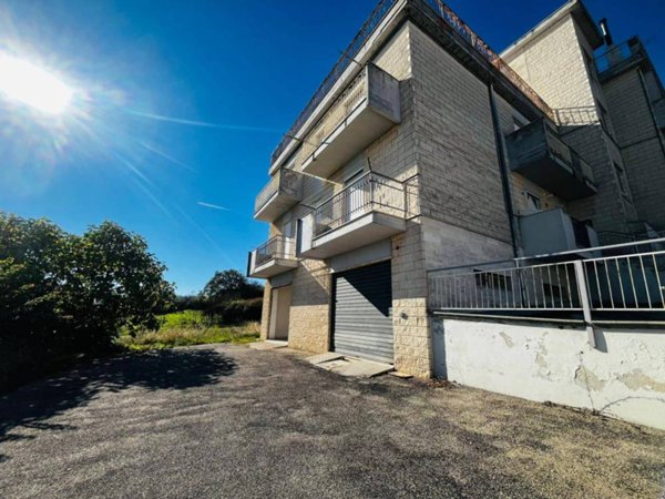 appartamento in vendita a Carlantino