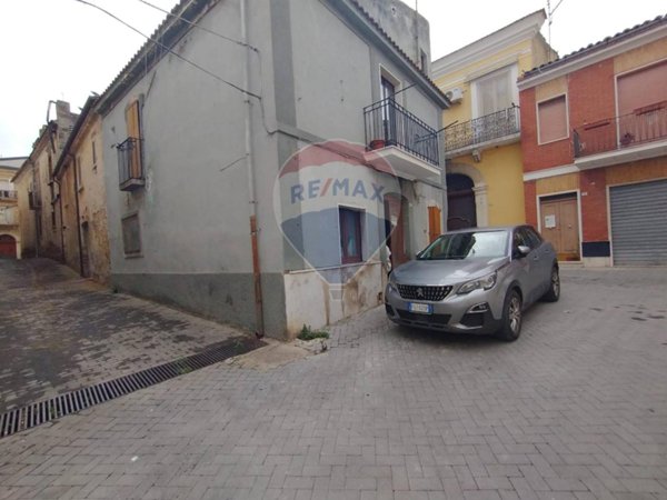 appartamento in vendita a Casalnuovo Monterotaro
