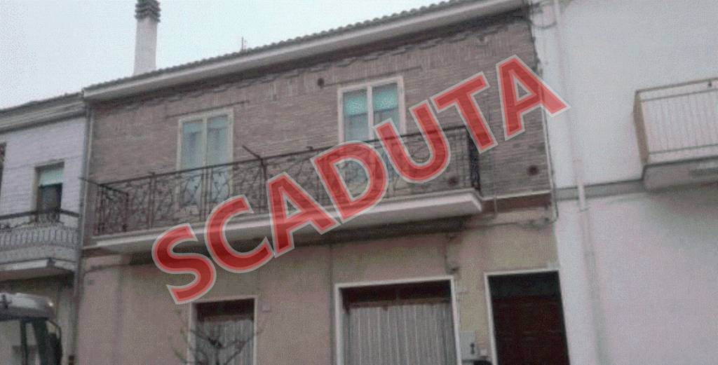 appartamento in vendita a Casalnuovo Monterotaro