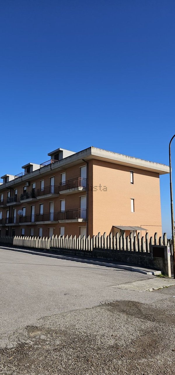 appartamento in vendita a Casalnuovo Monterotaro