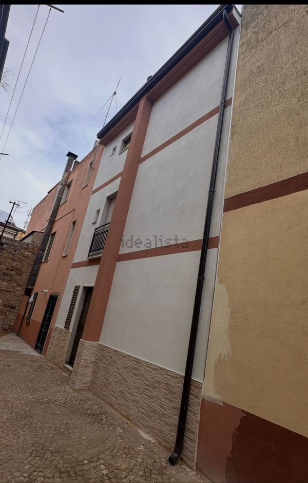 casa indipendente in vendita a Casalnuovo Monterotaro