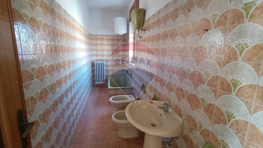 casa indipendente in vendita a Castelluccio dei Sauri