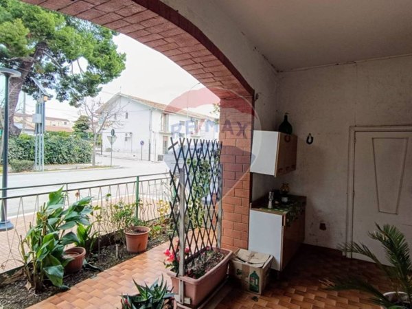 casa indipendente in vendita a Castelluccio dei Sauri