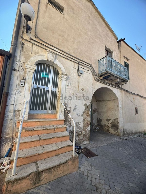 appartamento in vendita a Castelluccio dei Sauri