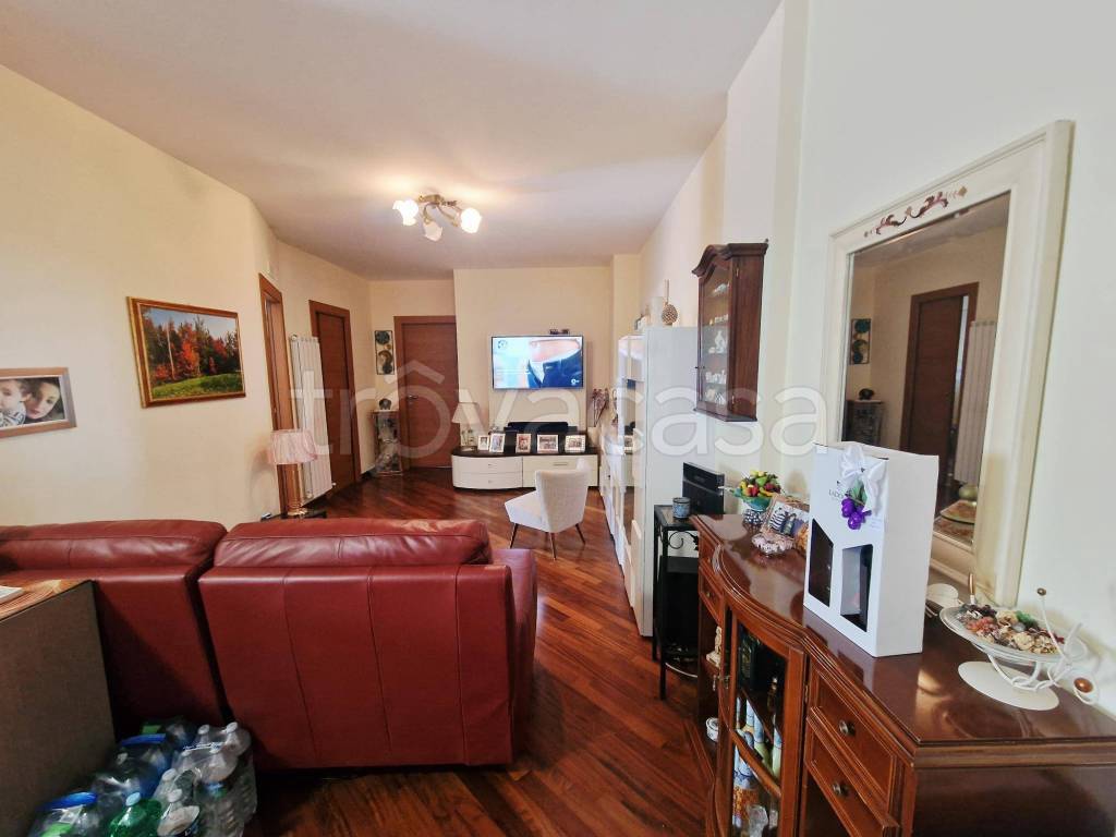 appartamento in vendita a Castelluccio dei Sauri