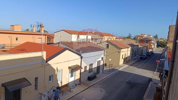 casa indipendente in vendita a Castelluccio dei Sauri