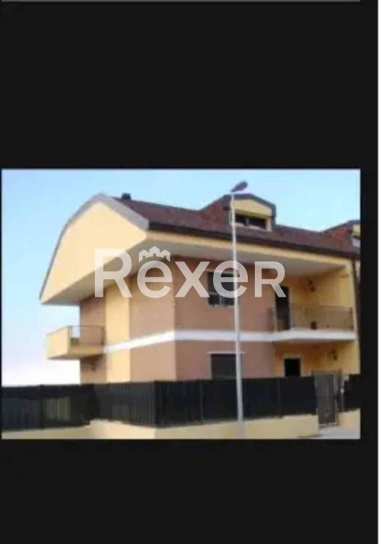 casa indipendente in vendita a Castelluccio dei Sauri