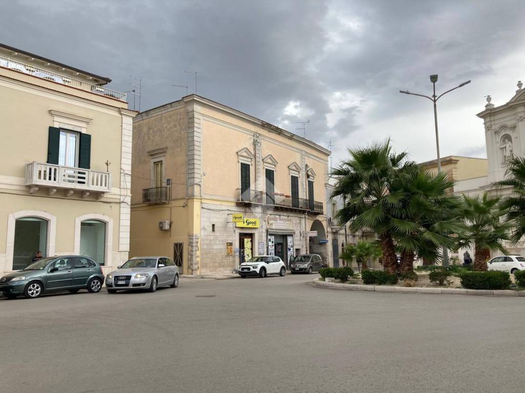 intera palazzina in vendita a Cerignola