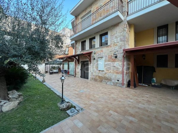 casa indipendente in vendita a Cerignola in zona Centro Città